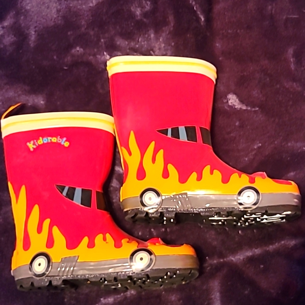 Fireman / Fire Truck Rain Boots by Kidorable
